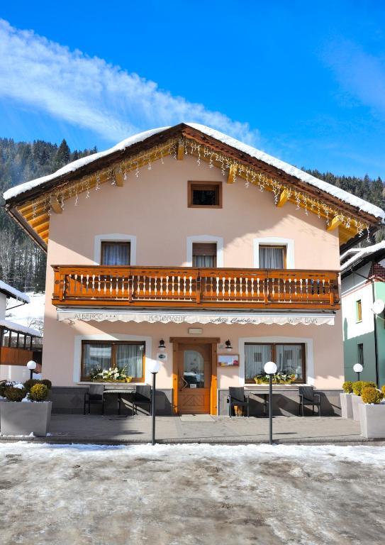 Albergo Ristorante Alle Codole Canale d'Agordo Exterior photo